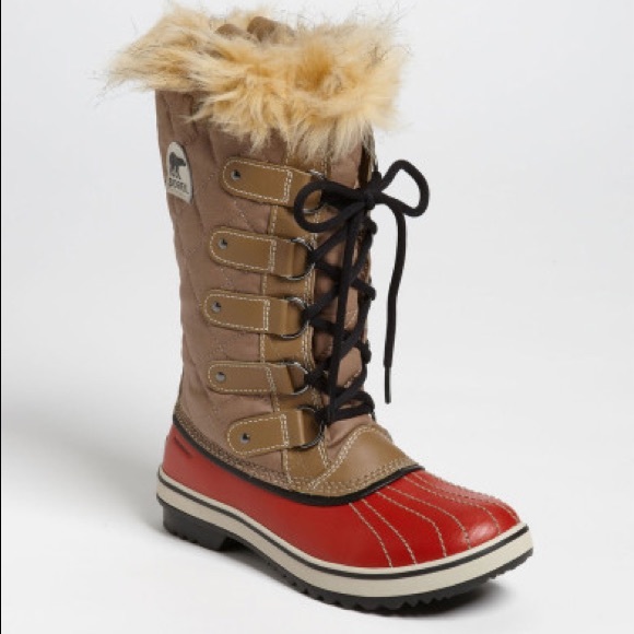 Sorel Tofino Boot - Picture 2 of 8